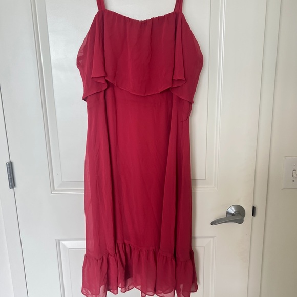 Express chiffon Ruffled Dress - Picture 6 of 6